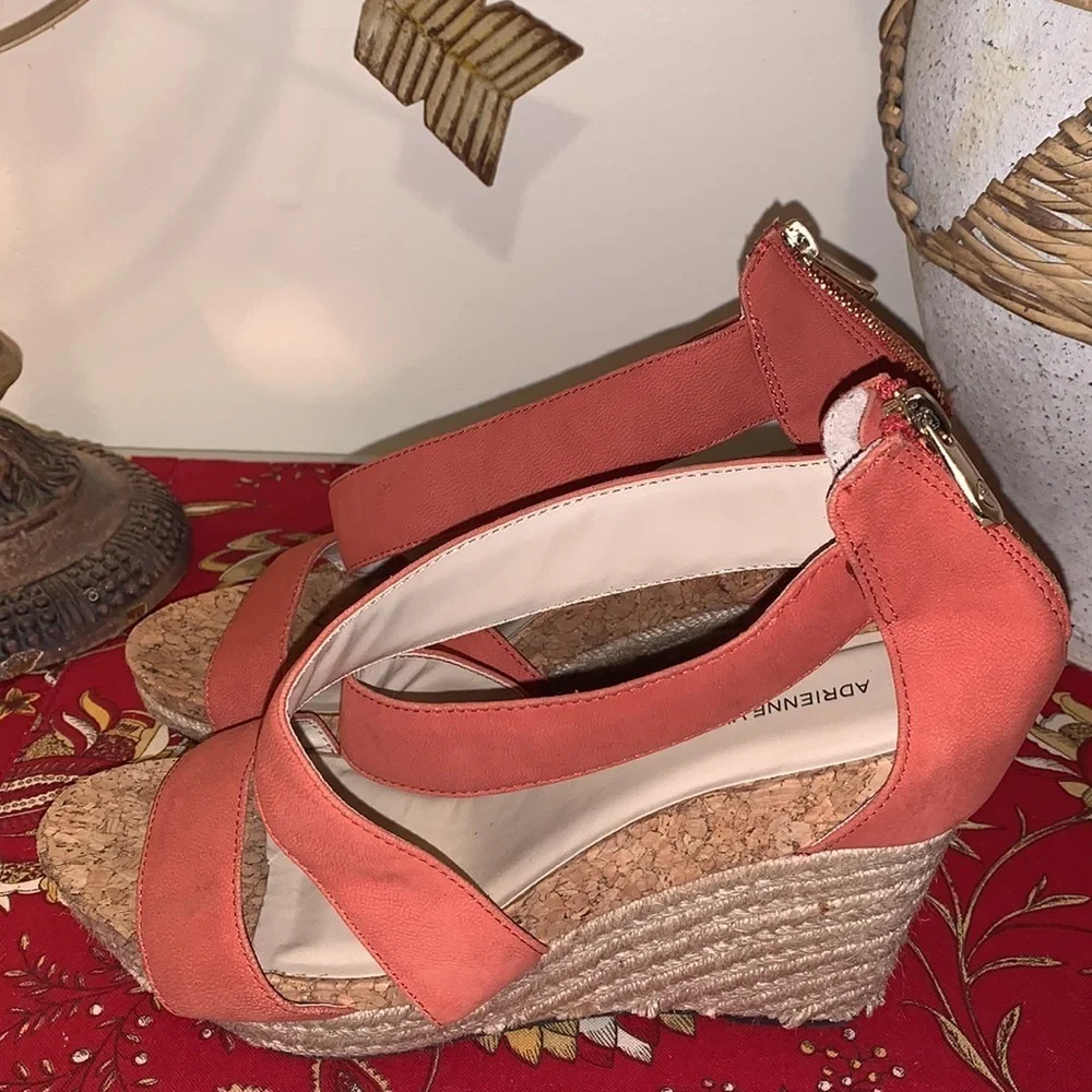 NWOT Adrienne Vittadini‎ Women’s Size 9.5 Wedges.